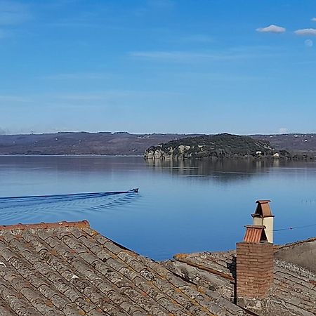 Mansarda Sul Lago A مارتا المظهر الخارجي الصورة