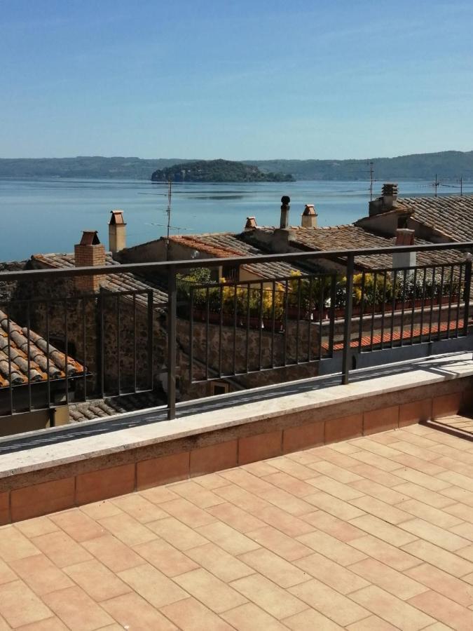 Mansarda Sul Lago A مارتا المظهر الخارجي الصورة